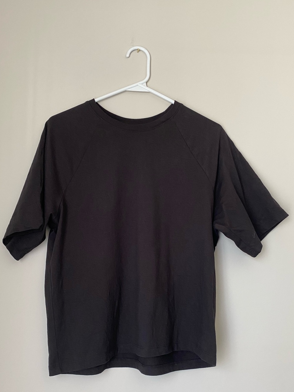 Everlane Oversized Seamed Tee Sz S Black Like New - Picture 3 of 8